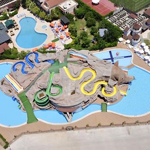 Rox Resort Hotel